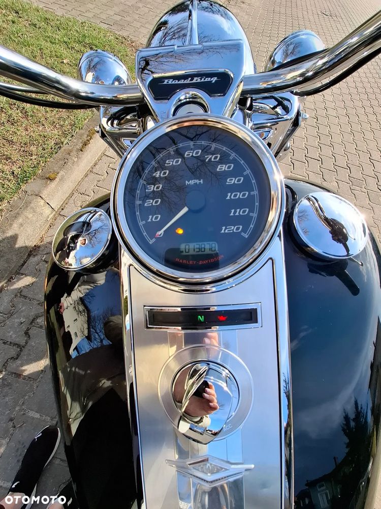 Harley-Davidson Touring Road King - 15