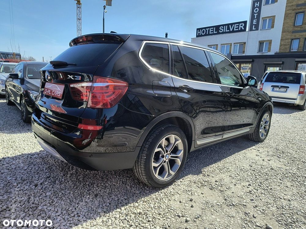 BMW X3 sDrive18d Luxury Line - 22