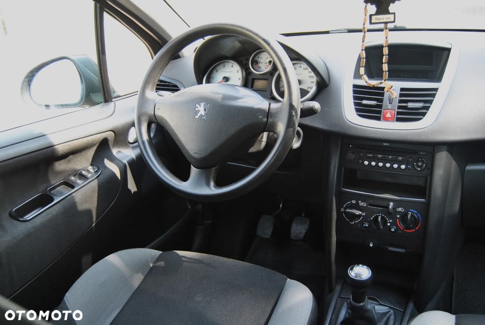 Peugeot 207 95 VTi Tendance - 11