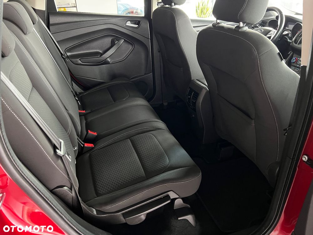 Ford Kuga - 28