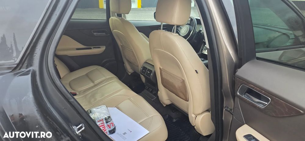 Jaguar F-Pace 20d AWD Aut. Portfolio - 7
