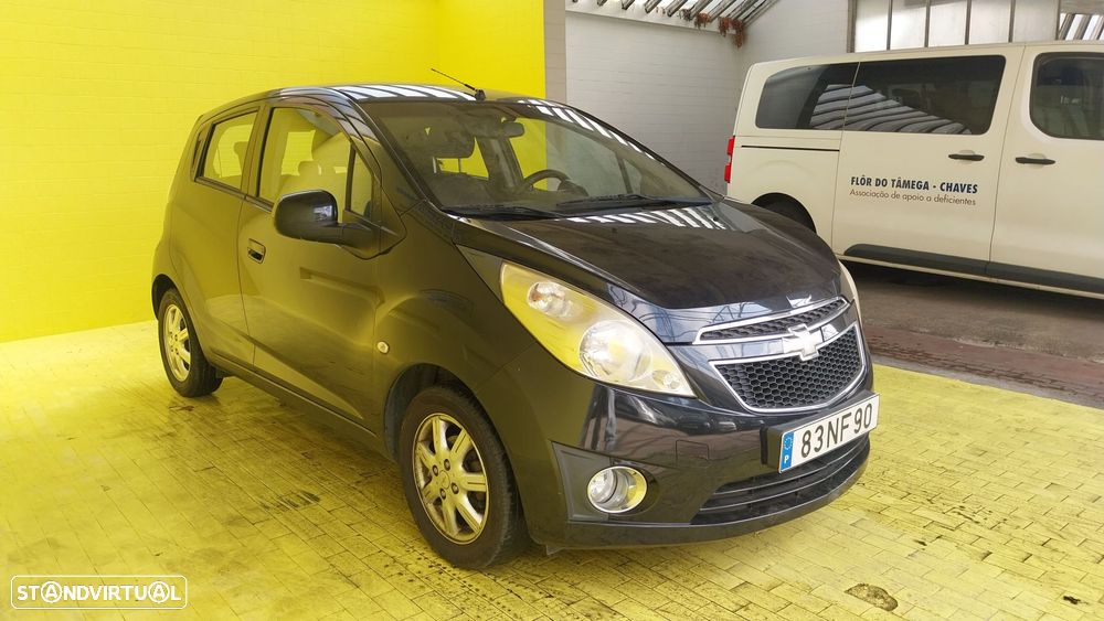 Chevrolet Spark 1.0 L Bi-Fuel - 3