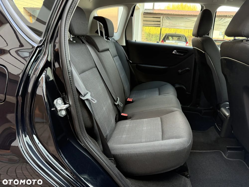 Mercedes-Benz Klasa A 150 Elegance Edition 10 - 29
