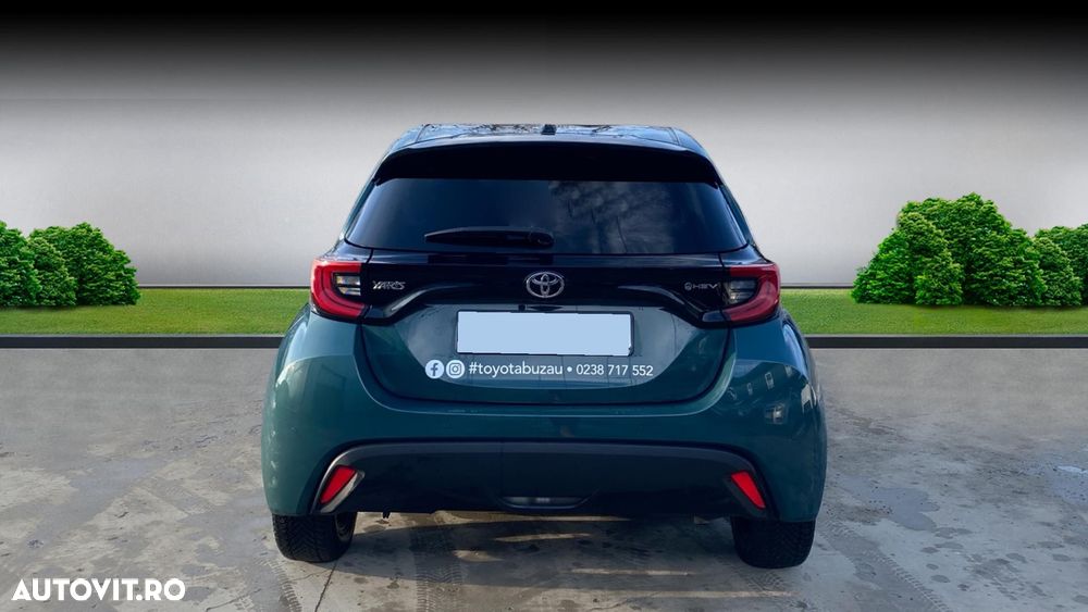Toyota Yaris 1.5 VVT-i HSD Dynamic - 4