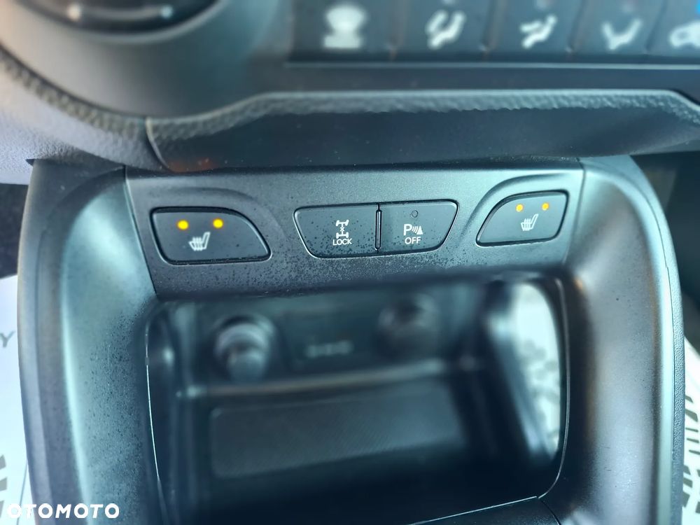 Hyundai ix35 2.0 CRDi 4WD Premium - 23