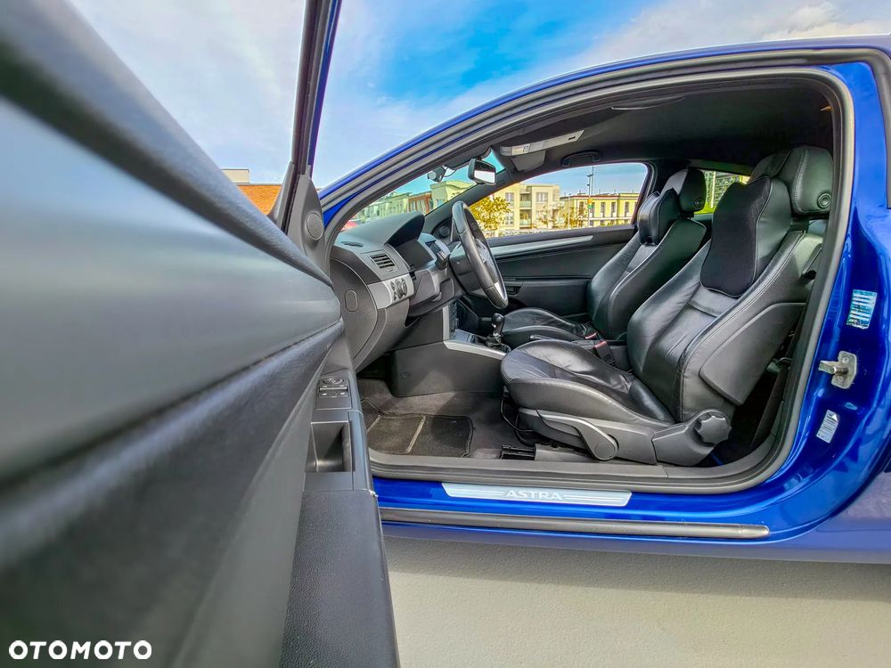 Opel Astra 1.6 T Sport - 16