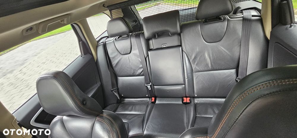 Volvo XC 60 D5 AWD Summum - 25