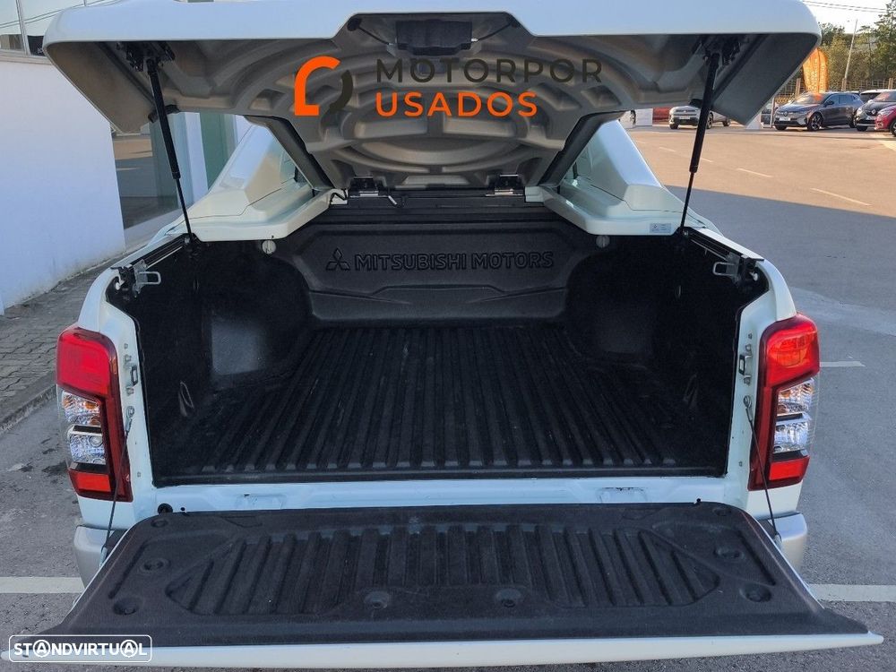 Mitsubishi L200 2.3 DI-D CD Invite Strakar Look 4WD - 6