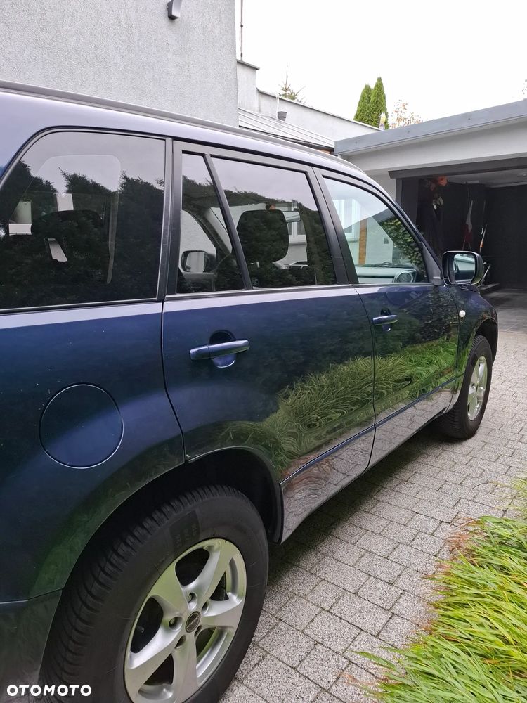 Suzuki Grand Vitara 2008 photo 3
