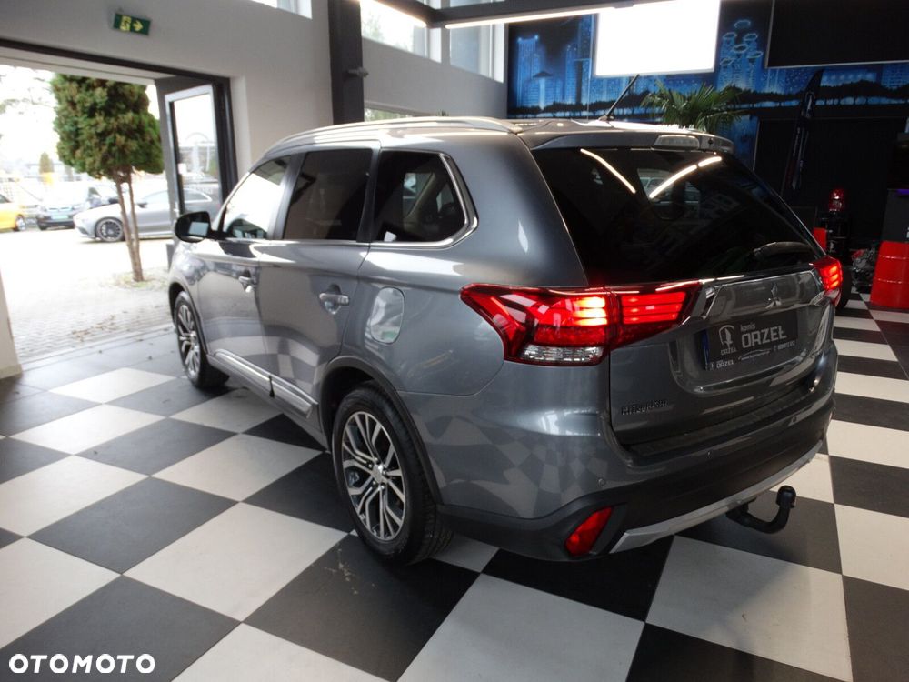 Mitsubishi Outlander - 7
