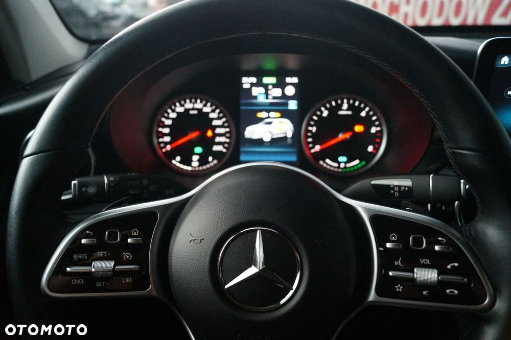 Mercedes-Benz GLC - 23