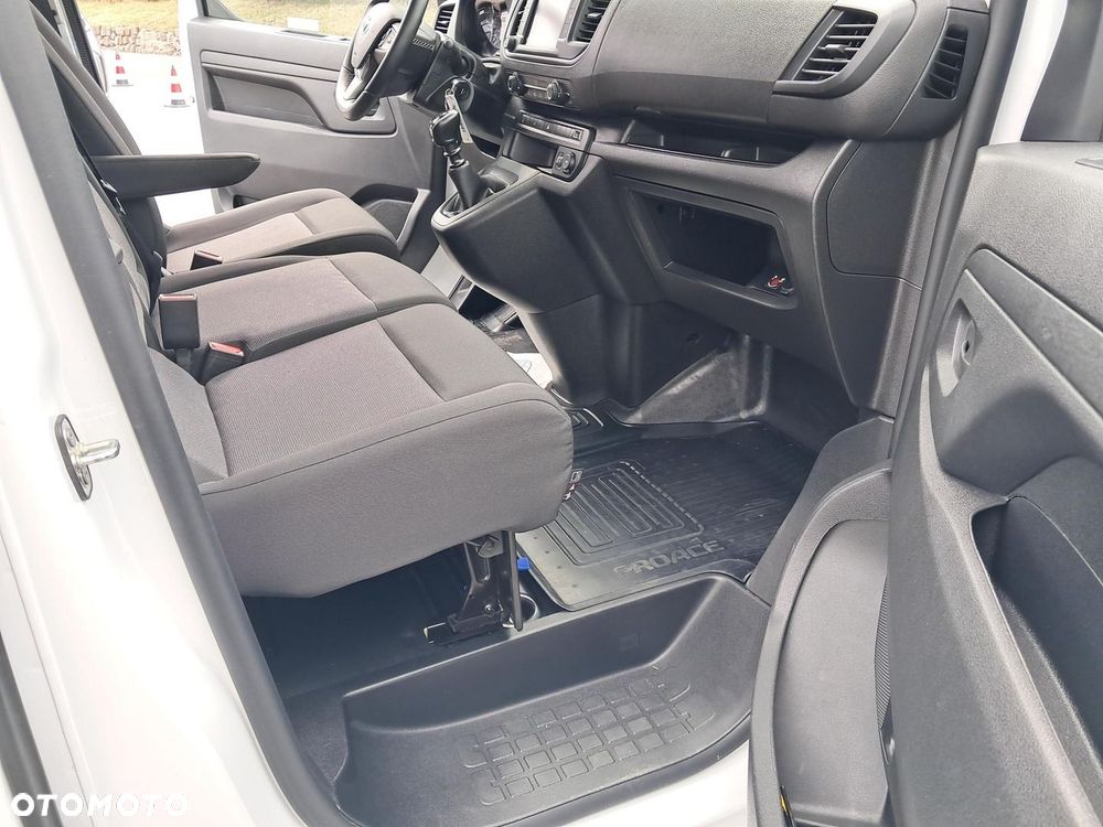 Toyota PROACE - 30