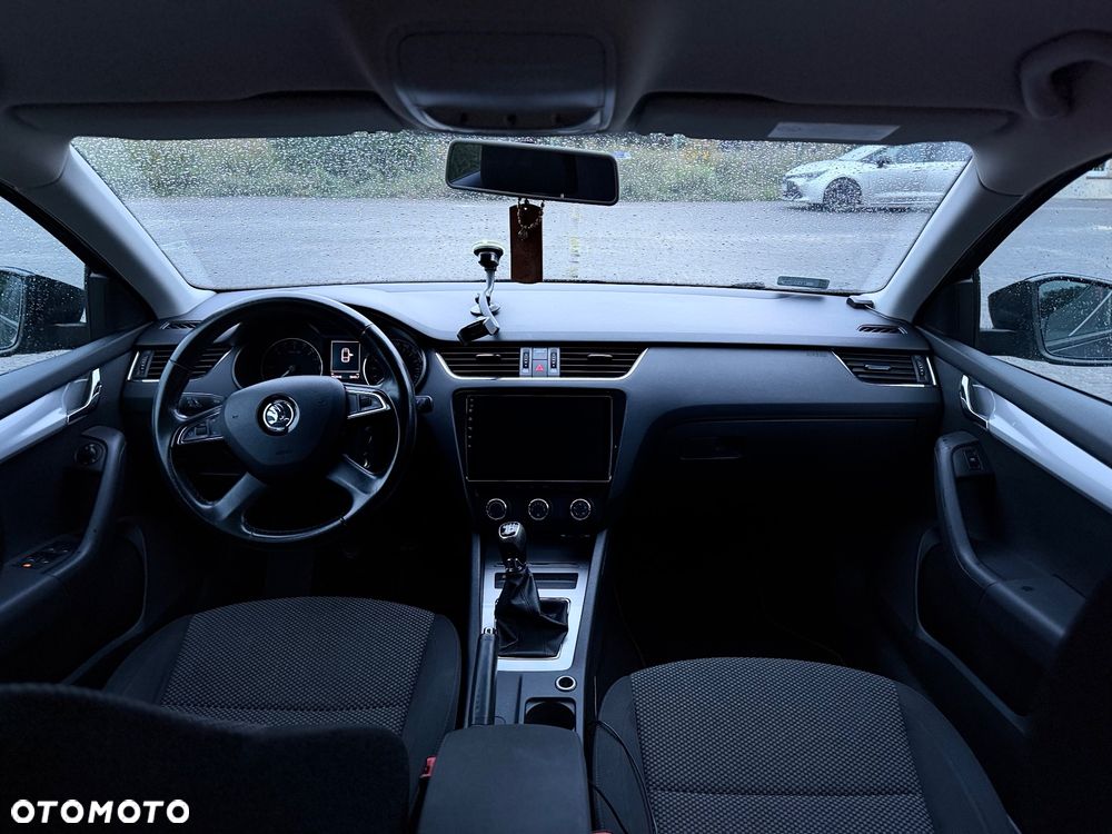 Skoda Octavia 2.0 TDI Ambition - 6