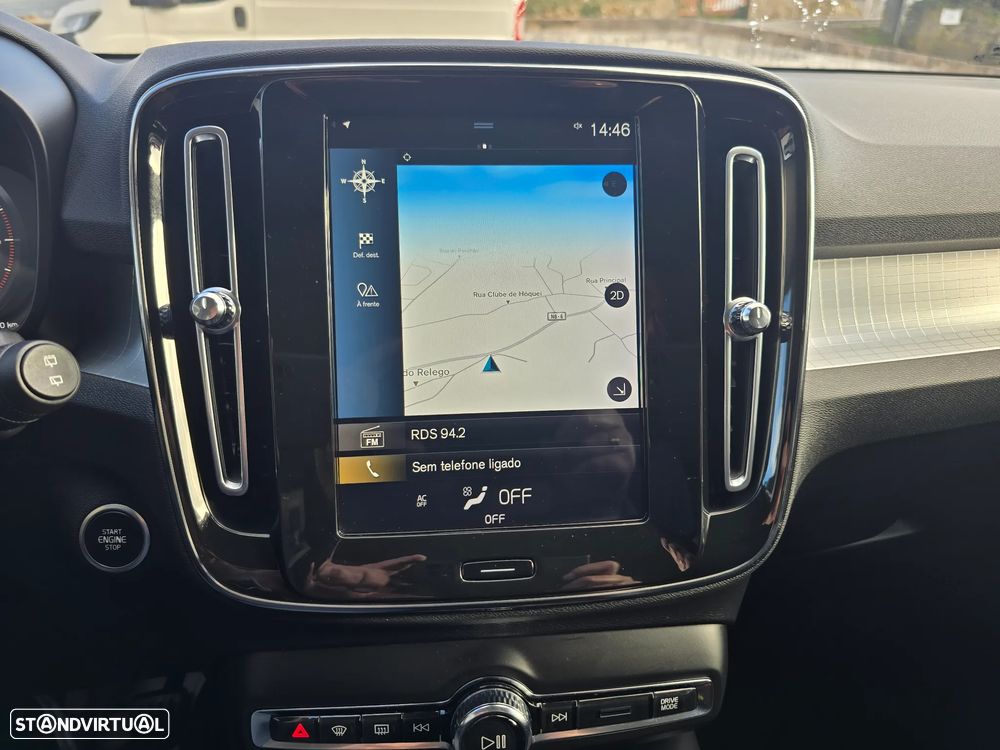 Volvo XC 40 2.0 D3 Momentum Plus - 19