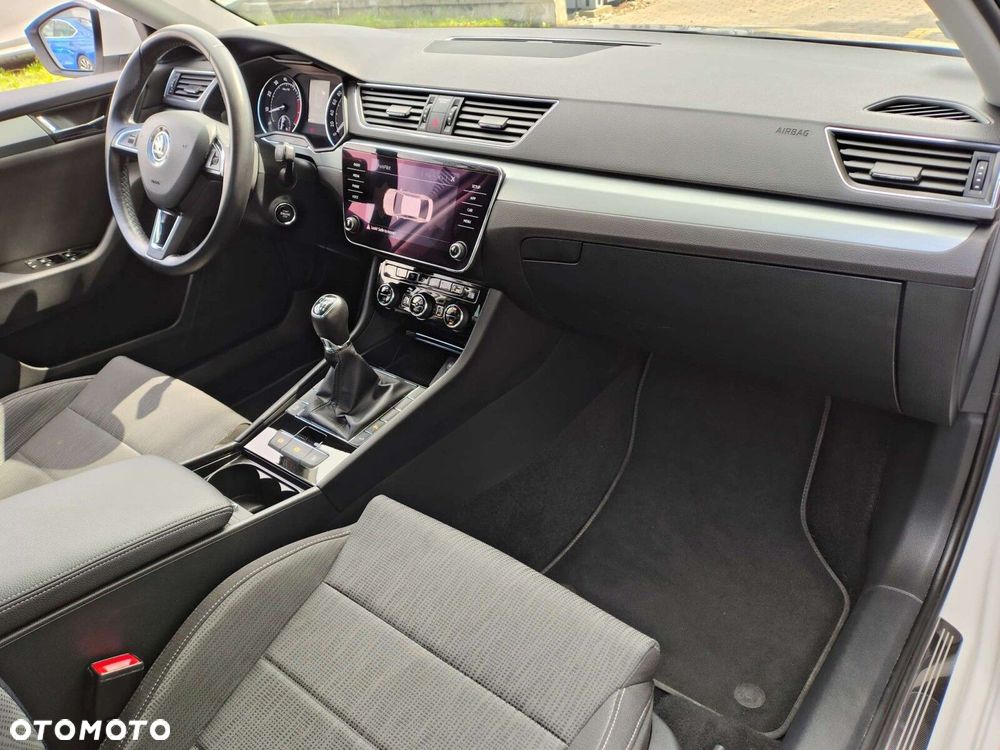 Skoda Superb - 12