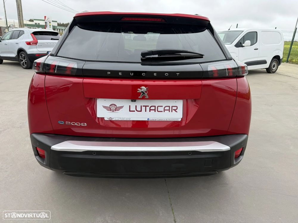 Peugeot e-2008 Allure - 5
