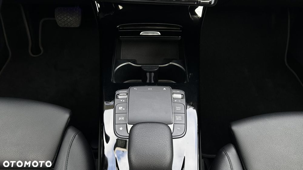 Mercedes-Benz CLA - 19