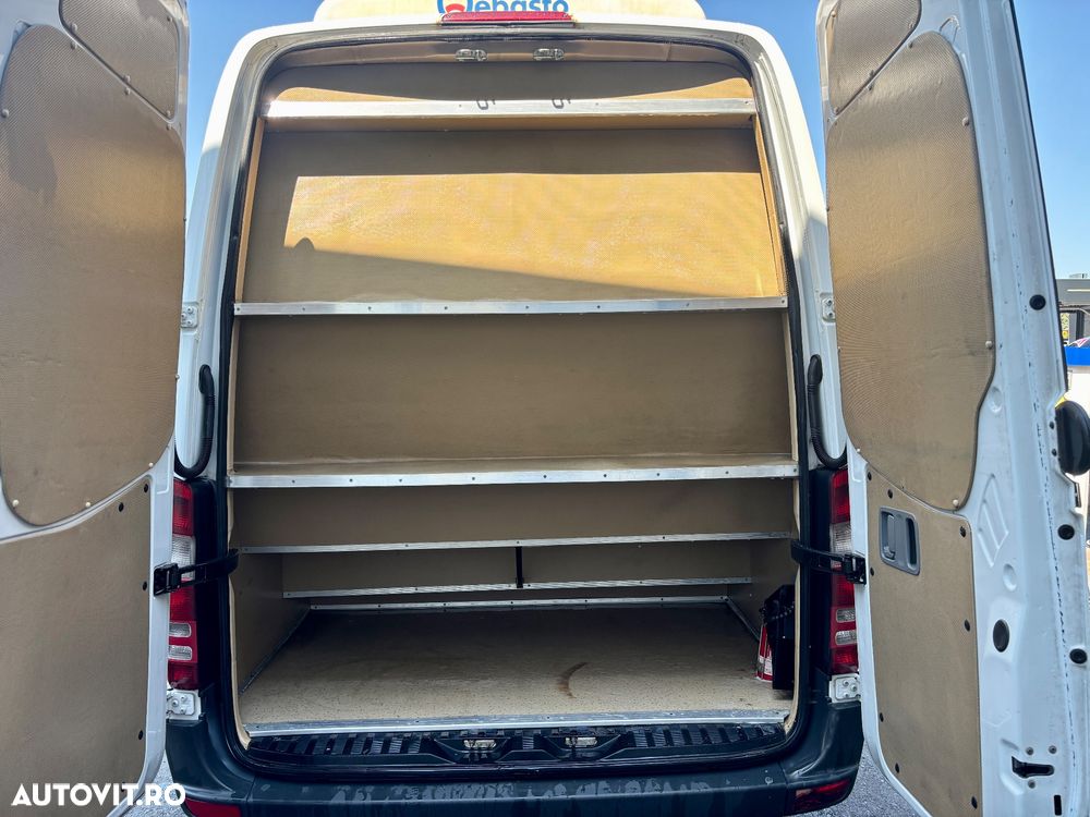 Mercedes-Benz Sprinter - 7