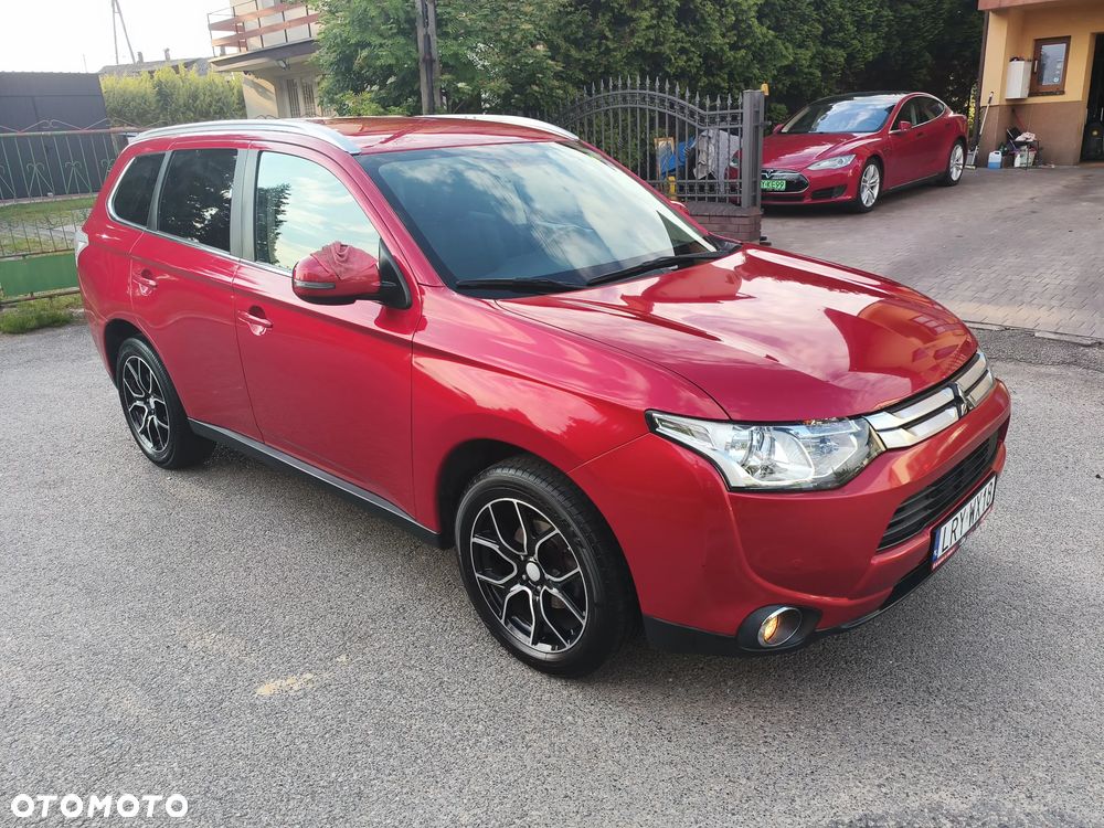 Mitsubishi Outlander 2.0 2WD CVT Diamant Edition - 1