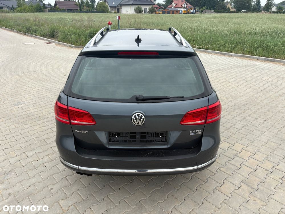 Volkswagen Passat 2.0 Blue TDI DSG SCR Comfortline - 27