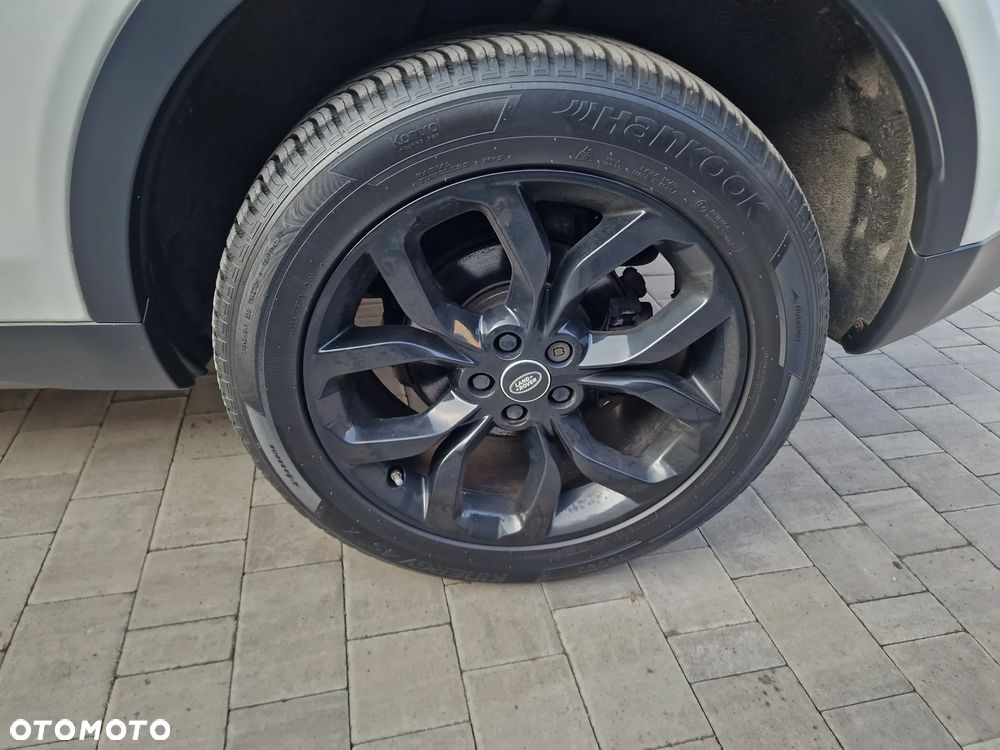 Land Rover Discovery Sport TD4 HSE Luxury - 13