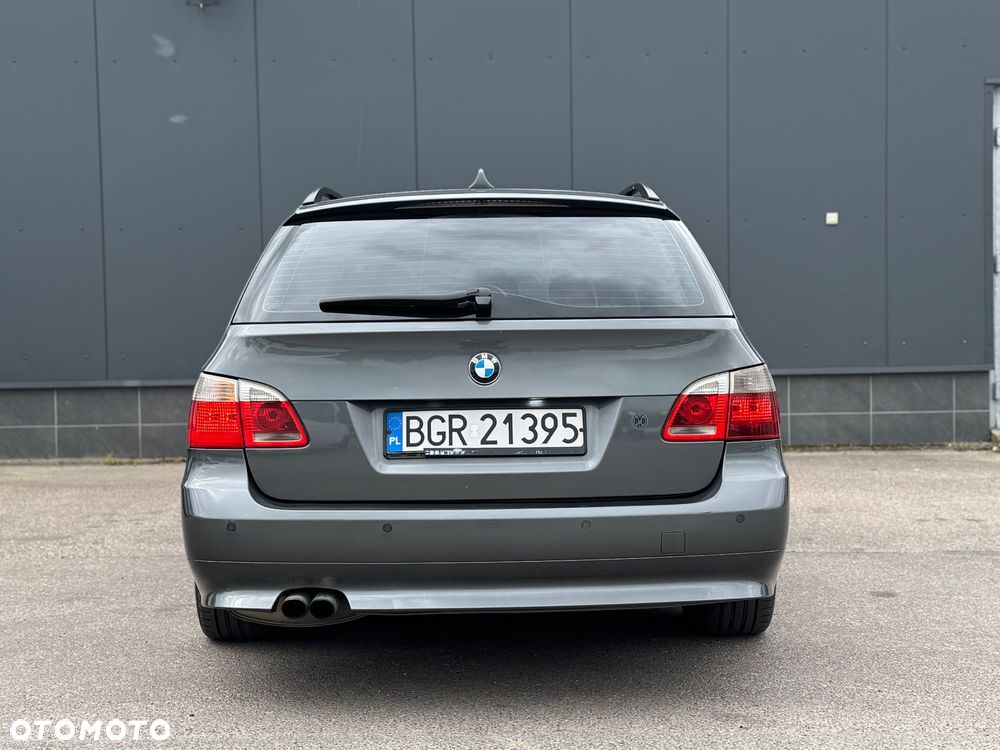 BMW Seria 5 525d - 7