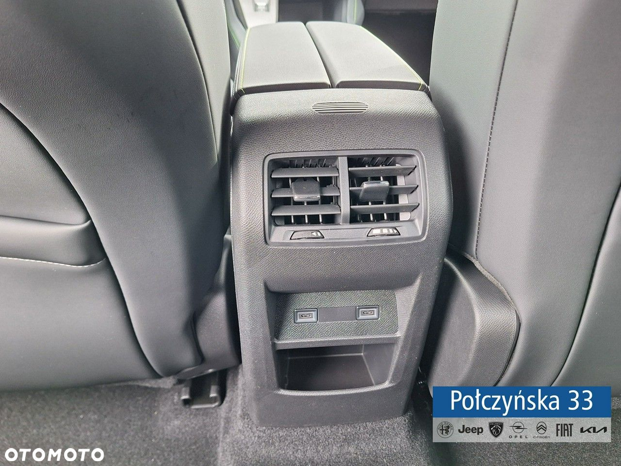 Peugeot 408 - 29