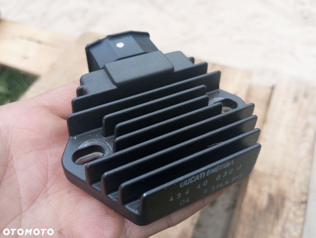 Ducati energia regulator napięcia 434 40  0300 t4.n 012 A2 - 1