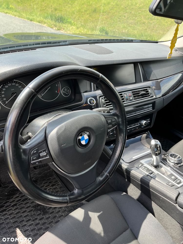 BMW Seria 5 518d Luxury Line - 10