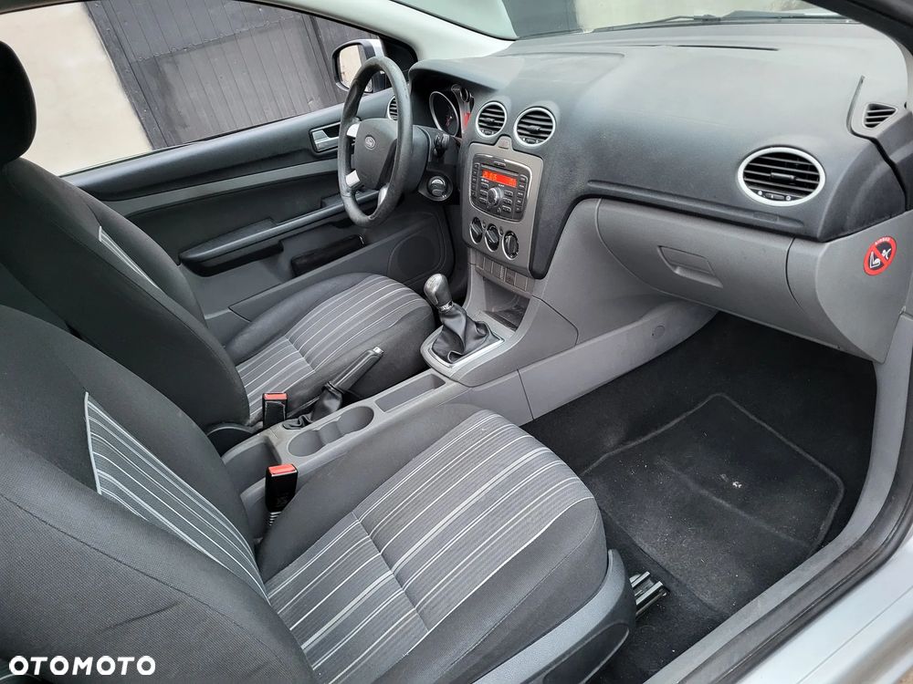 Ford Focus - 8