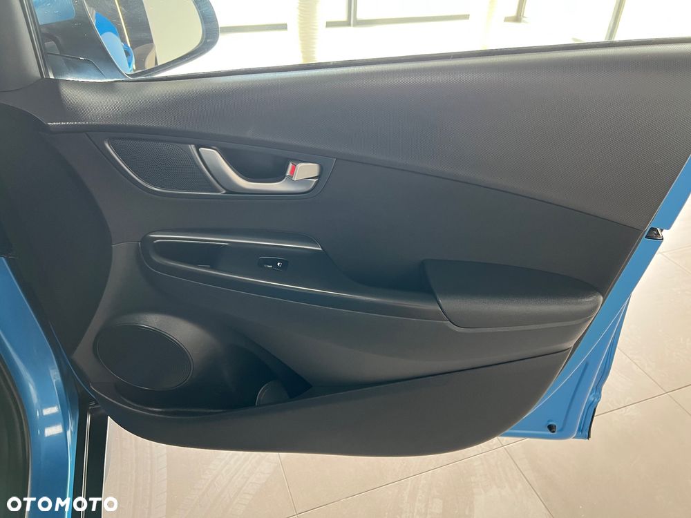 Hyundai Kona - 37