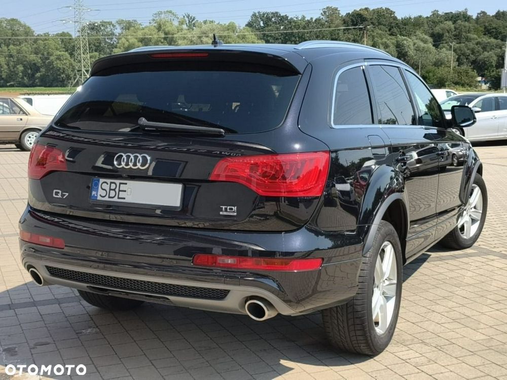 Audi Q7 - 7