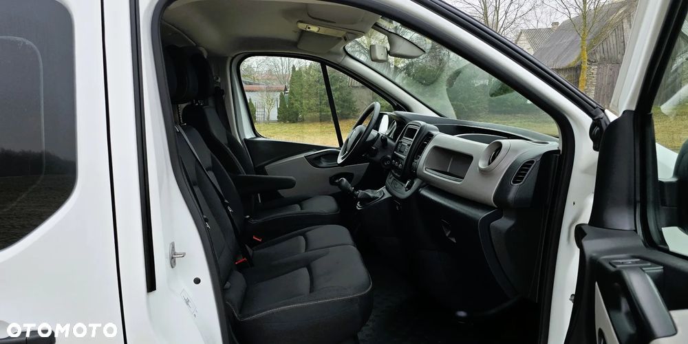 Renault Trafic - 28