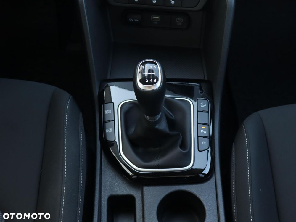 Kia Sportage - 15
