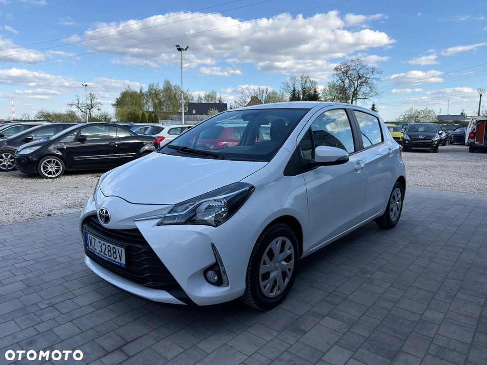 Toyota Yaris 1.5 Premium CVT - 11