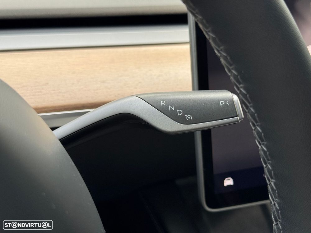 Tesla Model 3 Long Range Tração Traseira - 22