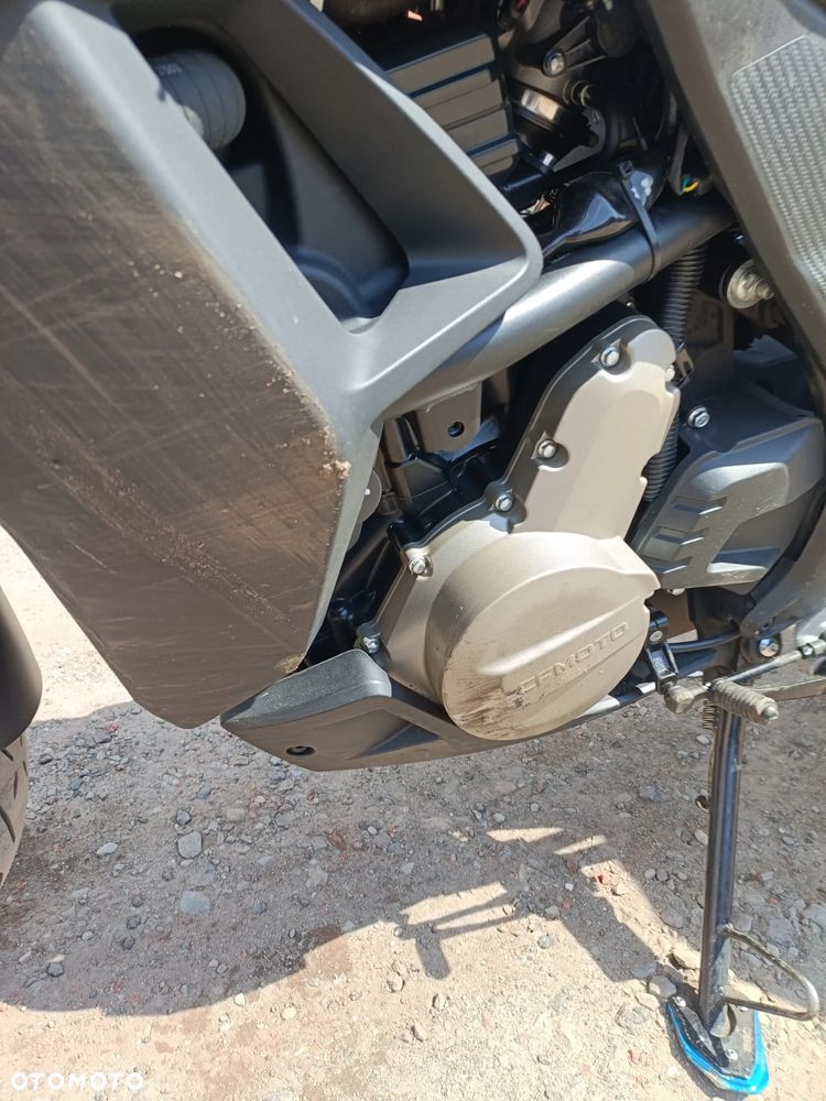 CFMoto 650 MT - 5