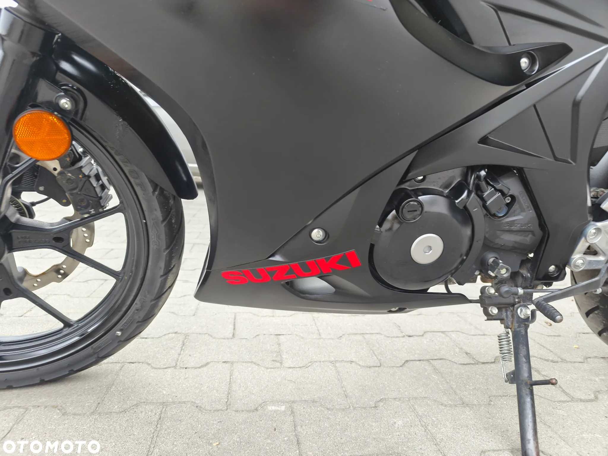 Suzuki GSX-R - 12
