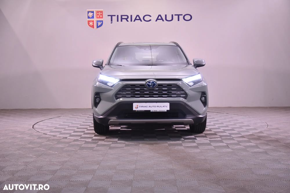 Toyota RAV4 - 8