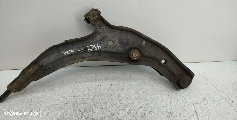 Braço Suspensão Frente Esquerdo Nissan Micra Ii (K11) - 2