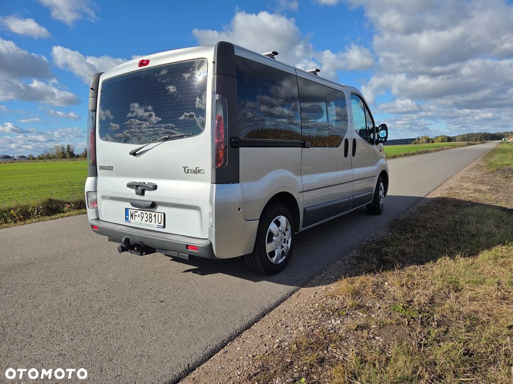 Renault Trafic dCi Passenger - 3