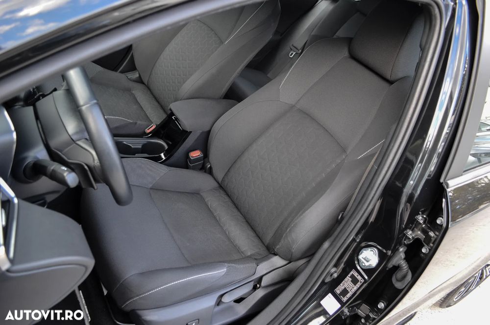 Toyota Corolla 2.0 Business Edition - 23