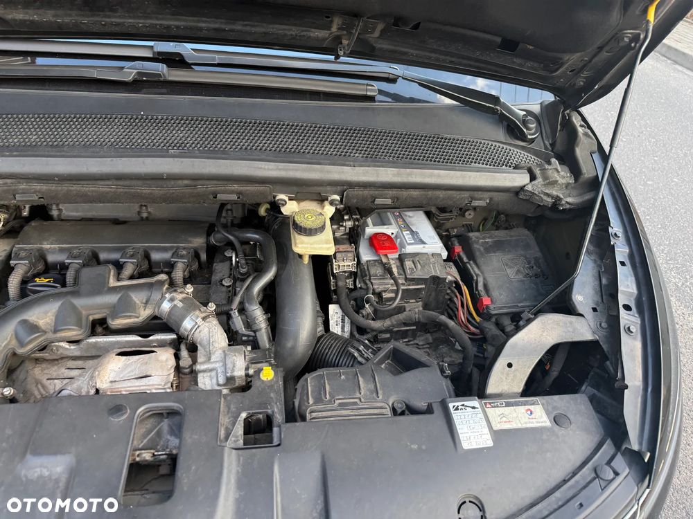 Citroën C4 Picasso 1.6 THP Exclusive - 6