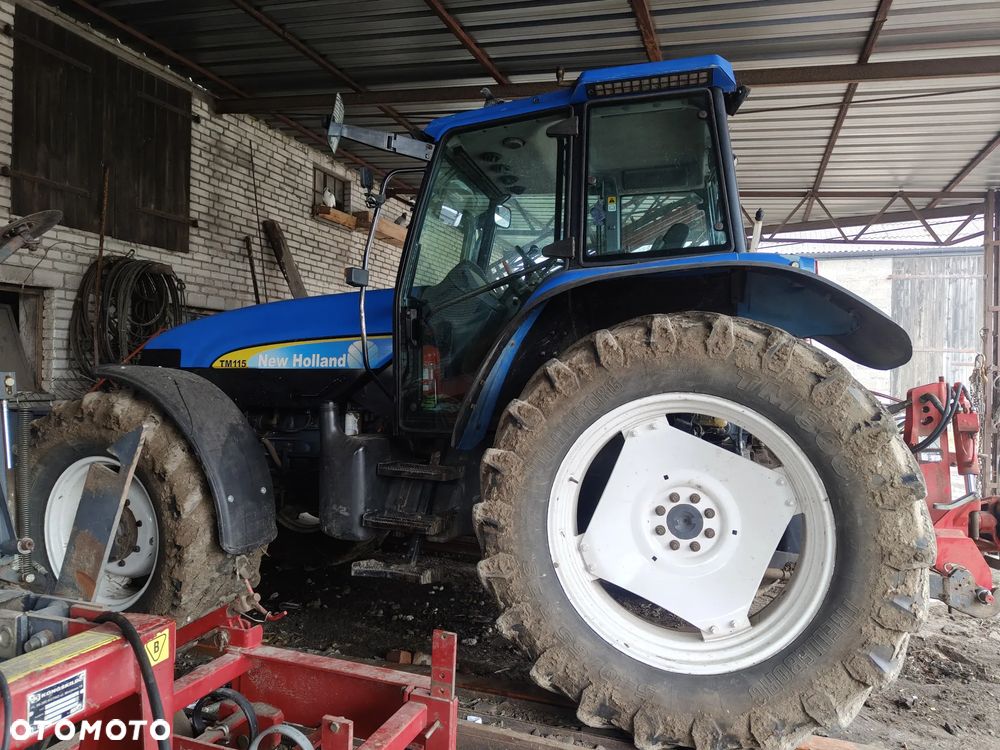 New Holland TM 115 - 4