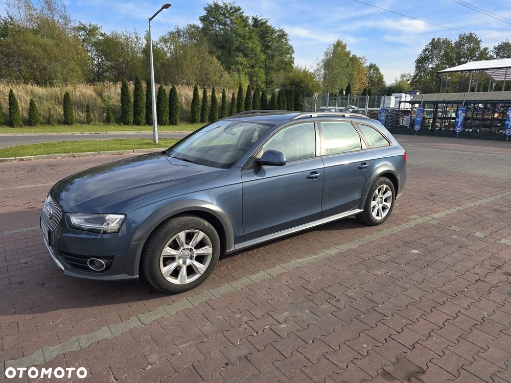 Audi A4 Allroad 2.0 TDI Quattro S tronic - 9