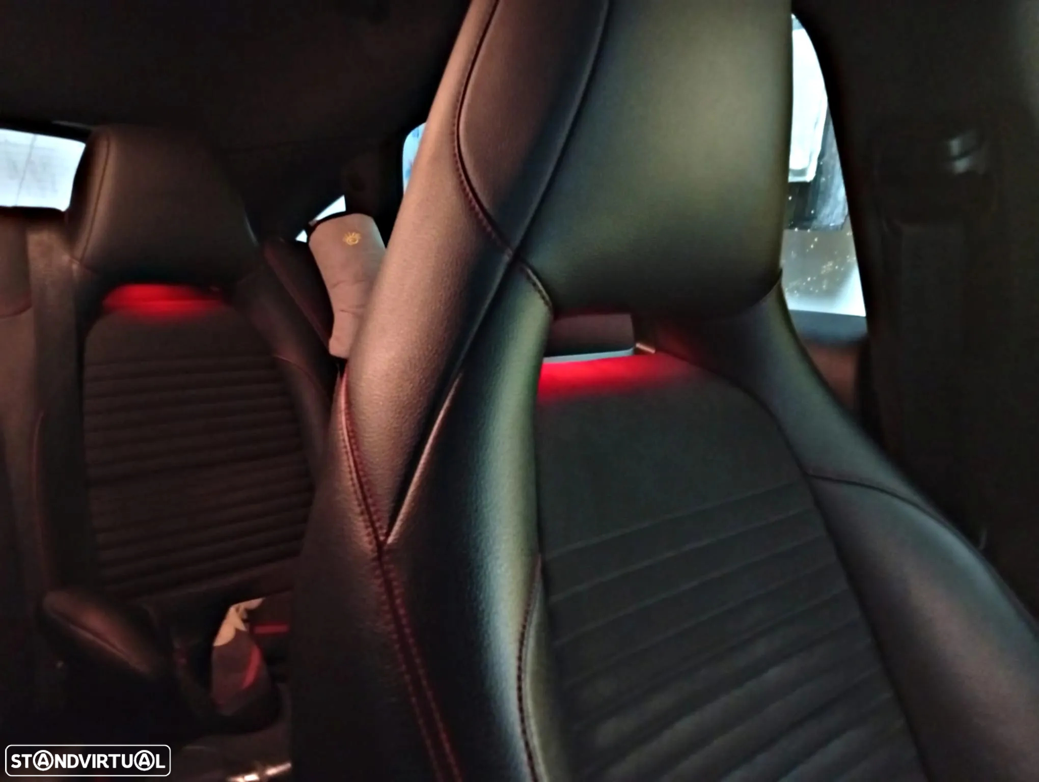 Mercedes-Benz CLA 180 d Shooting Brake AMG Line - 15