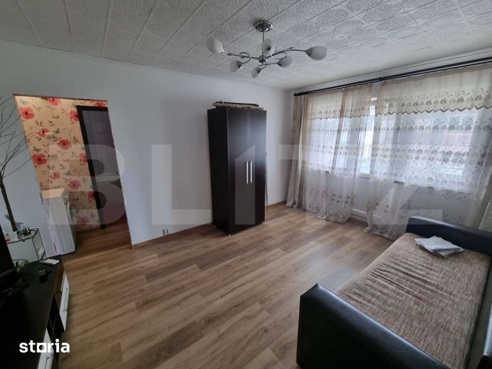 Apartament de vanzare, cu 2 camere semidecomandat, 38 mp, zona Craiovi — fotografia 1
