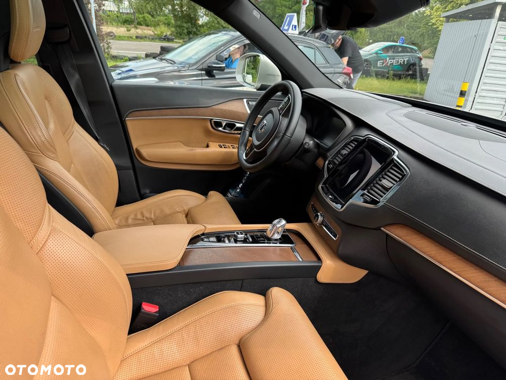 Volvo XC 90 - 10