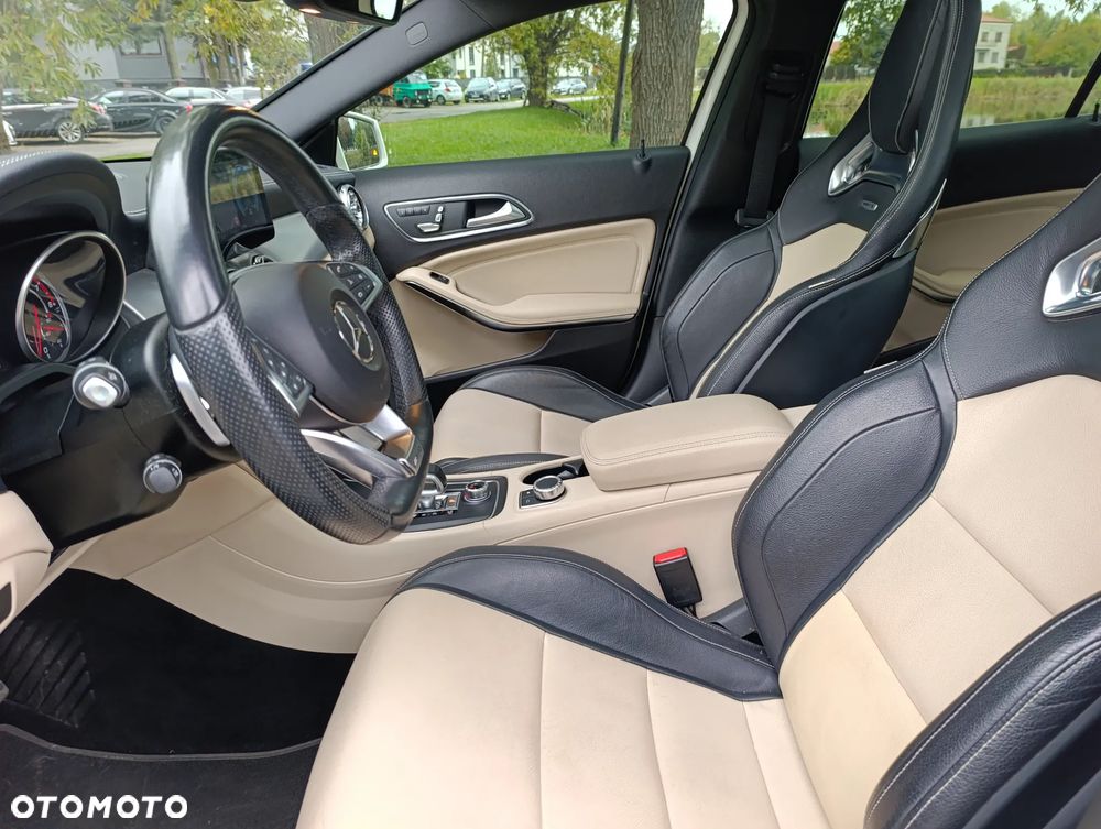 Mercedes-Benz GLA AMG 45 4-Matic - 21