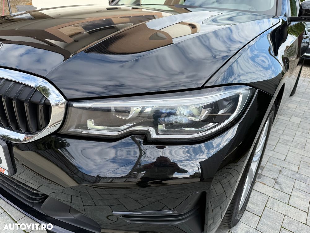BMW Seria 3 320d xDrive AT MHEV - 22